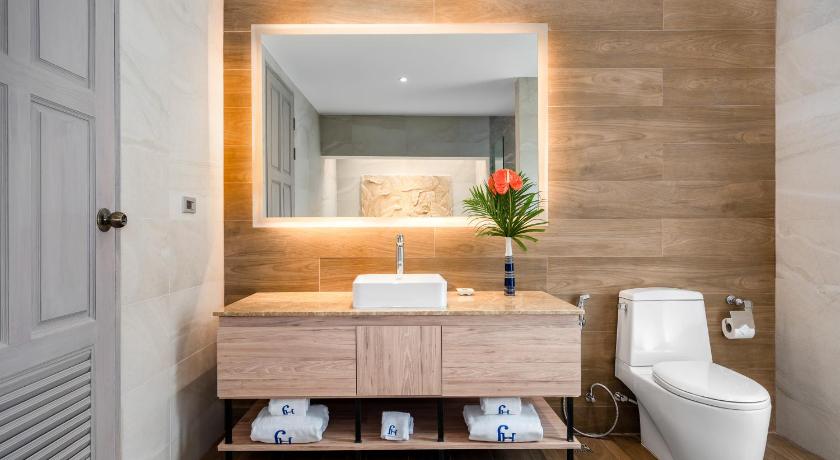 Image of 2-Bedroom Beachfront Villa with Pool 8