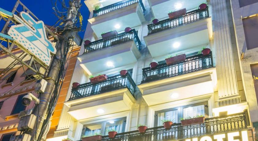 사파 SAPA FULL HOUSE HOTEL 3성급 호텔 수영장