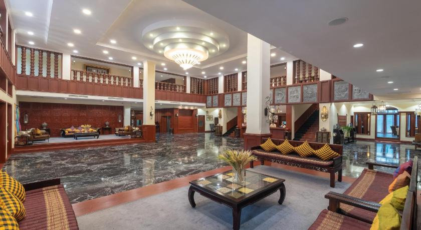 Hotel De La Renaissance - image 8
