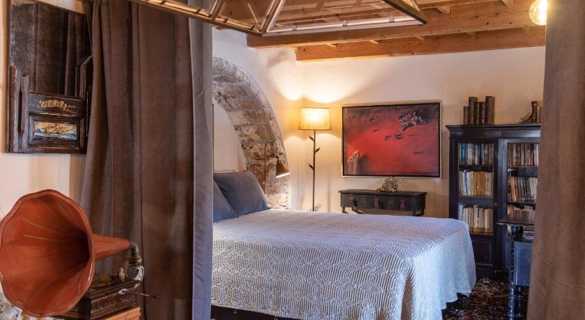 CASA FELICIA-The Castle Mansion photo