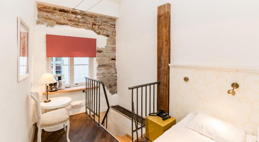 Image of Standard Single Room 7