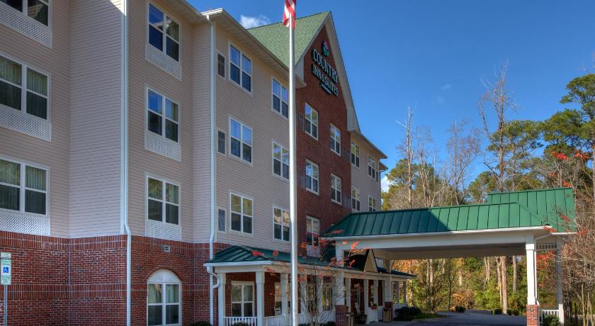 Country Inn & Suites by Radisson, Wilmington, NC photo