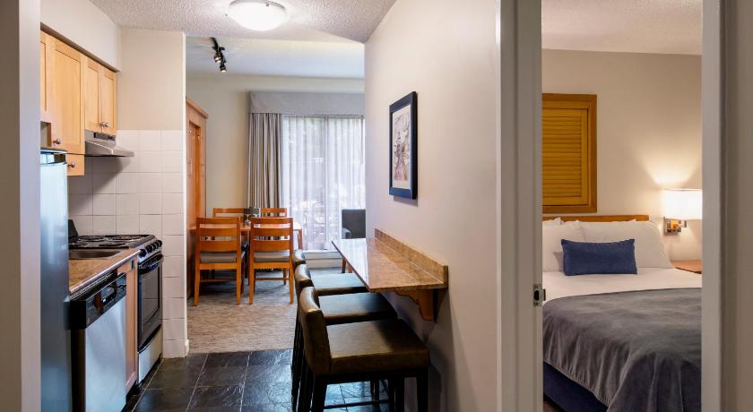 Whistler Village Inn & Suites