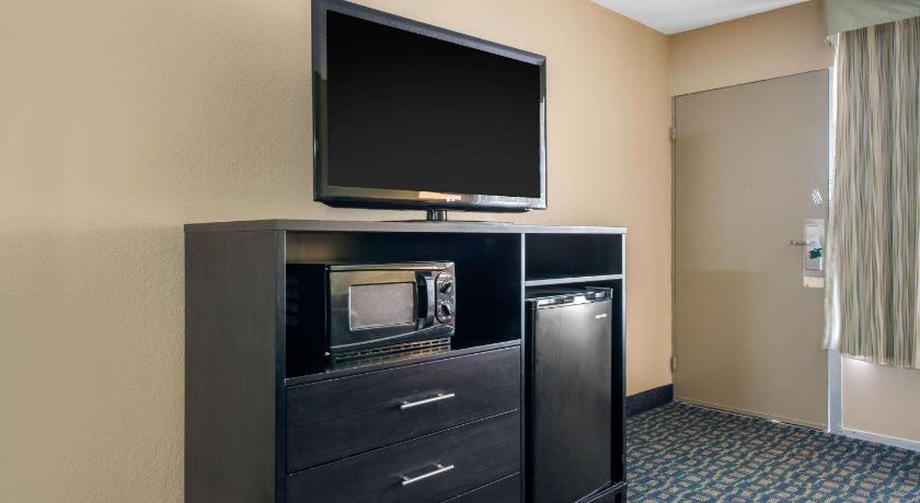 Quality Inn & Suites Brooksville I-75/Dade City