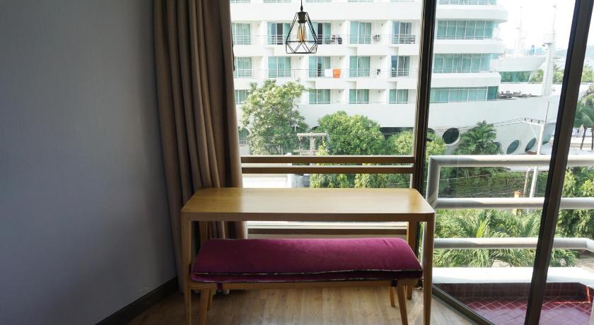 Image of Superior Sea View 10