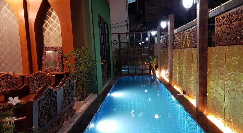 Tepbunthom Hostel – Bangkok, NY