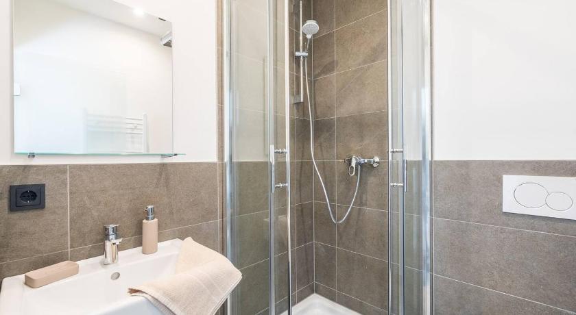 T11-Appartements & Boardinghouse photo