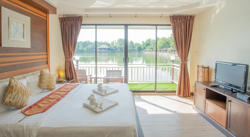 Image of Lake View 5