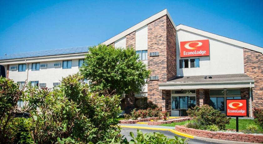 Econo Lodge Kansas City Downtown North photo