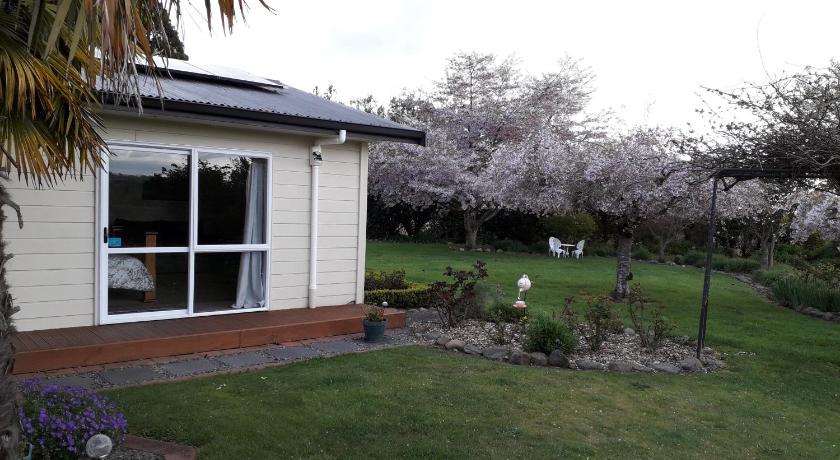 Kaimai Sunset Bed & Breakfast photo