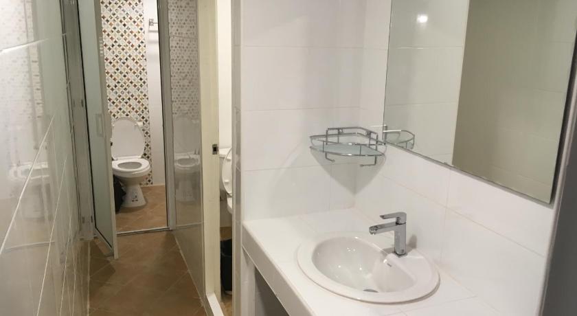 Bangkok ICON HOSTEL 2-Star Hotel restaurant