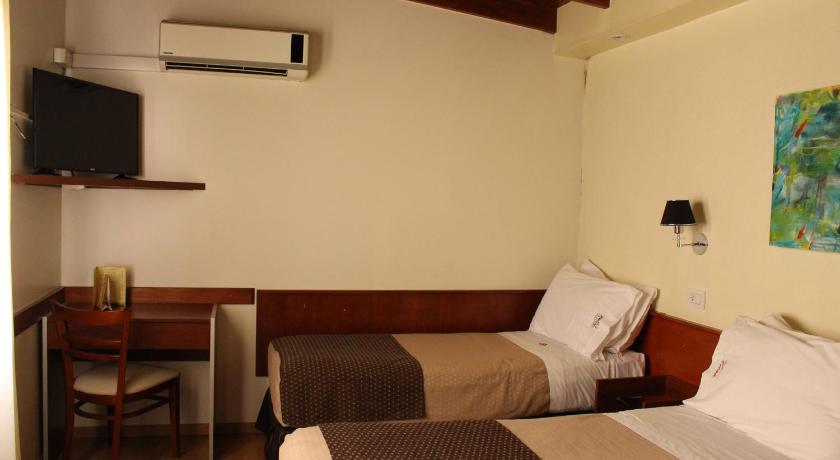 Hotel Viena photo