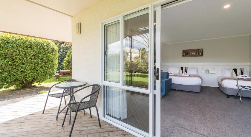 Abbey Court Motel photo