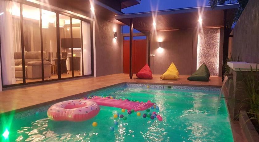 PoolVilla Chaam NL photo
