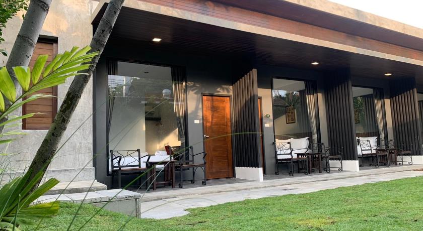 The CHESS Samui Hotel (SHA Extra Plus) photo