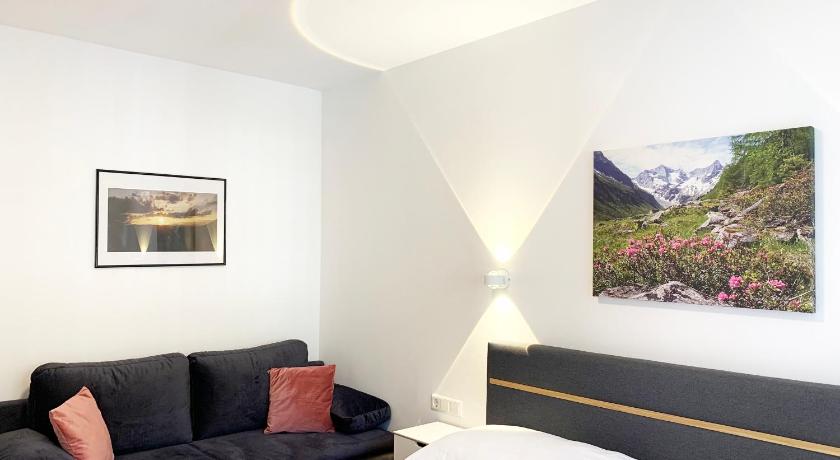 Image of One-Bedroom Apartment 9
