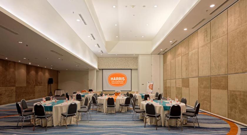 HARRIS Hotel & Conventions Kelapa Gading