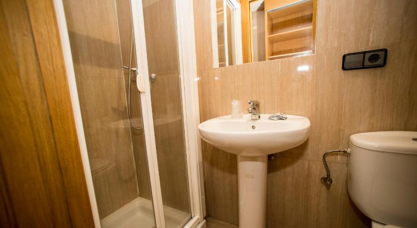 Hostal Caballeros photo