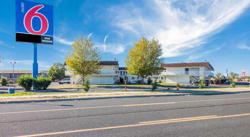 Motel 6-Moses Lake, WA