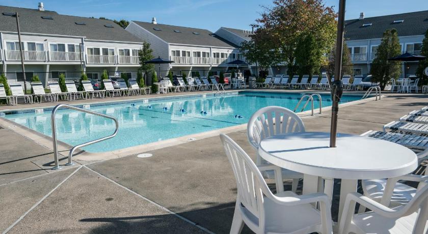 The Cove at Yarmouth a VRI Resort