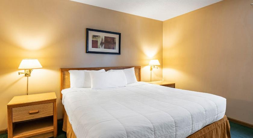 Americas Best Value Inn & Suites St. Marys