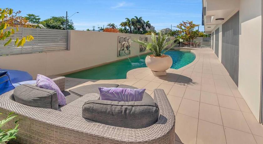 Superior Luxury Apartment in the City photo