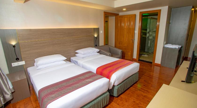 Image of Deluxe Family Suite 0