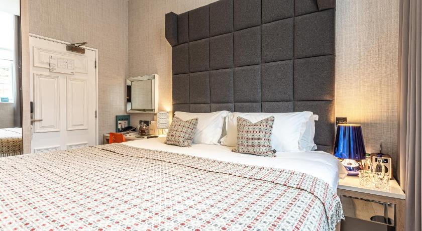Image of Cozy Double Room 3