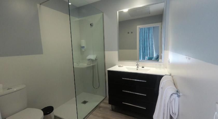 Apartamentos RF Bambi Adults Only
