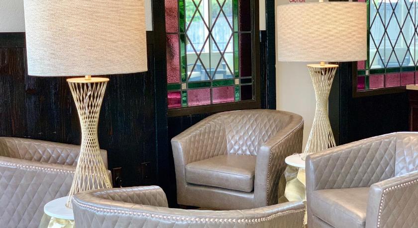 Stratford Inn photo