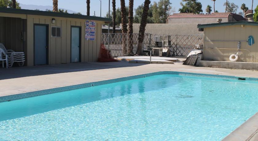 Indio Holiday Motel photo