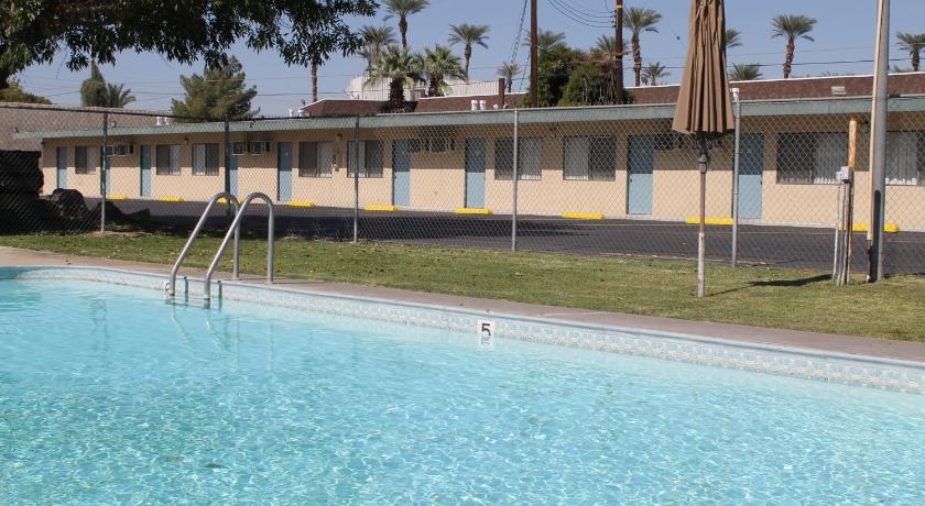 Indio Holiday Motel photo