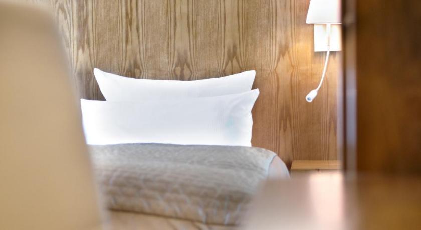 Hotel Domicil Hamburg by Golden Tulip photo
