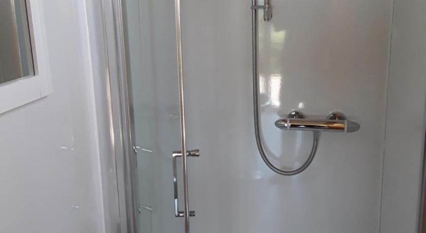 Larkworthy Farm Glamping Holiday Cabins photo