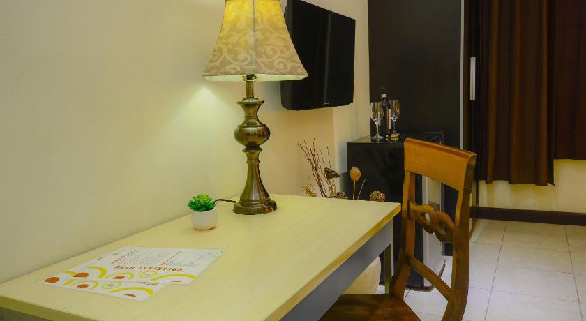 Image of Standard 1 Double Bed. (3rd floor, No elevator) 8