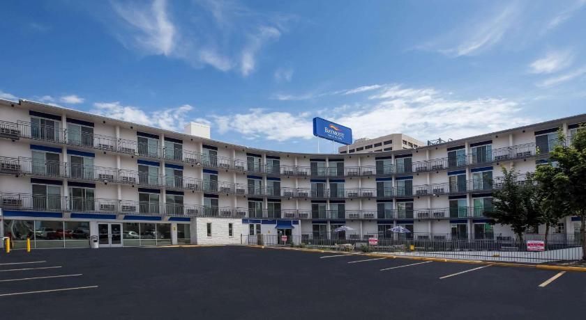 Baymont by Wyndham Spokane photo