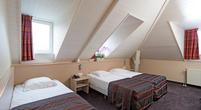 Hotel Leo Station, Villa et Annexes photo