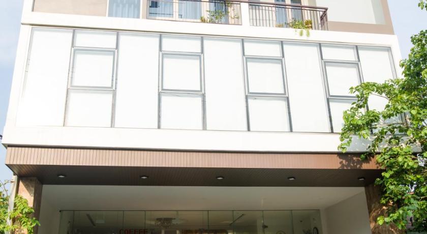 Ly Apartment — Hotel in Da Nang