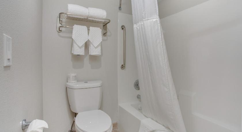 SureStay Plus Hotel by Best Western Chula Vista West photo
