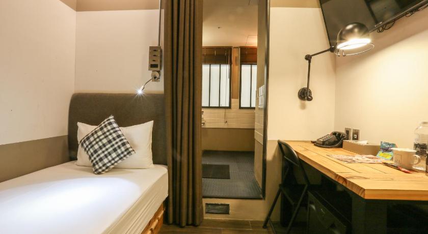 Image of Comfy Single Room 3