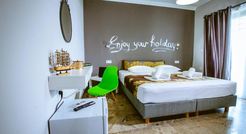 Gregory Comfort Hotel photo