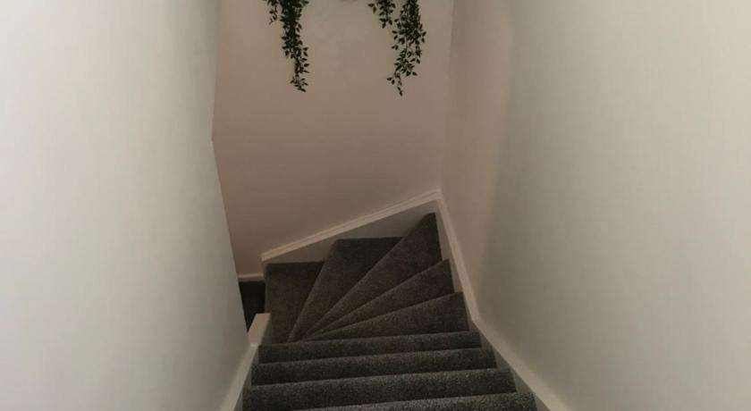 Property Hunter 25 photo