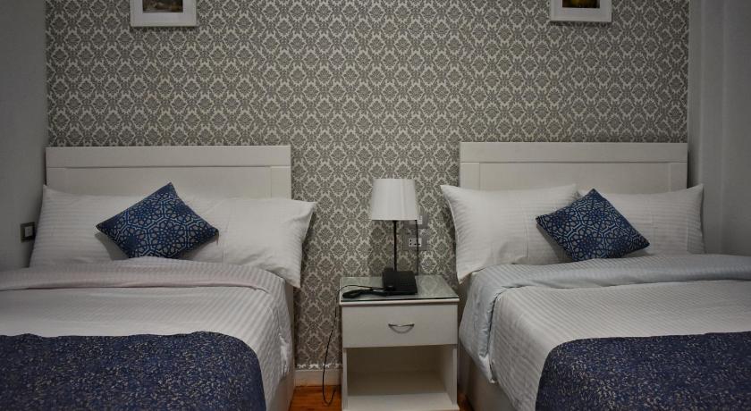 columbia downtown cairo — Hotel in Cairo