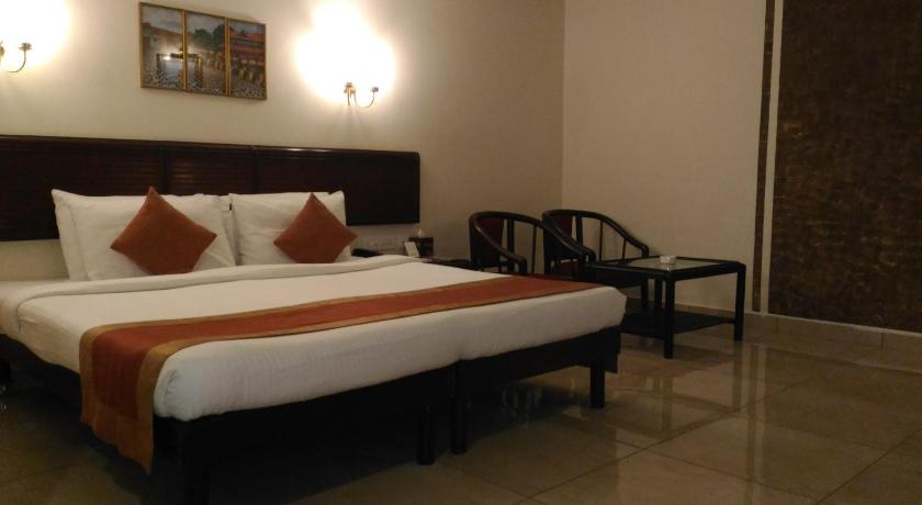 Yuvarani Residency Hotel