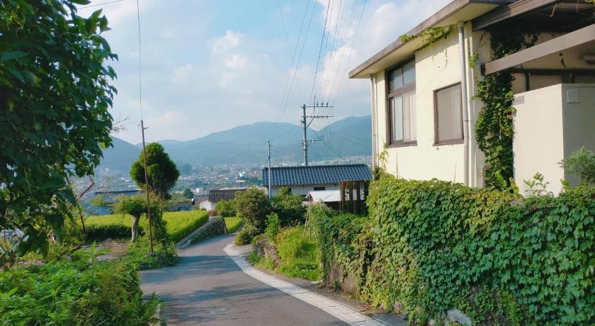 YUFUIN SUNDAY photo