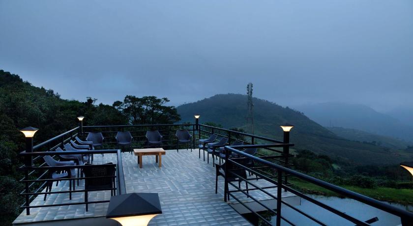 StayVista at Talerock Inn photo