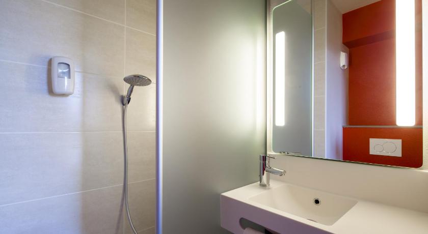 B&B Hotel ORLY CHEVILLY Marche International