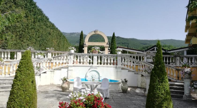 FILIPPONE HOTEL&RISTORANTE photo