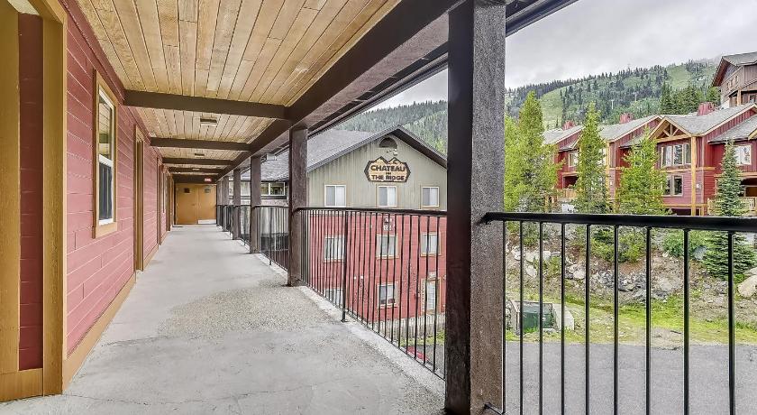 Chateau On The Ridge 408 — Hotel in Big White (BC)