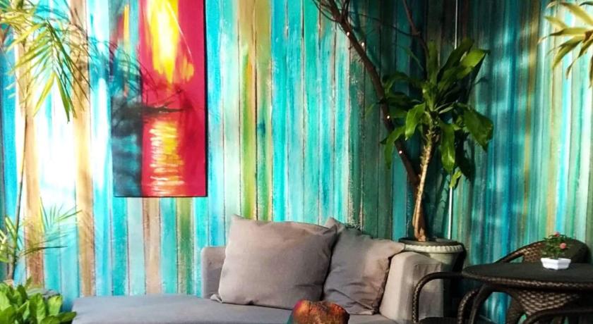 La Place Guesthouse – City of Lapu-Lapu, IL